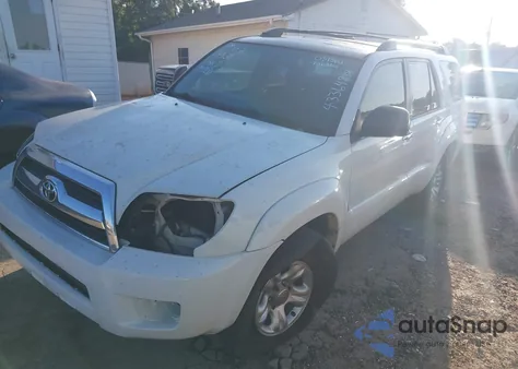 2008 Toyota 4Runner Sr5 V6 z USA, uszkodzony, nr VIN JTEZU14R28K014360